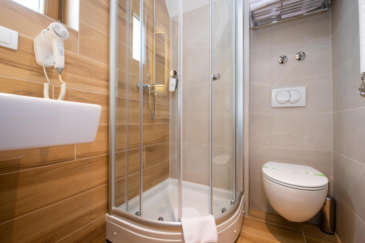 Hotel Rajska Dolina Τζαχορίνα Εξωτερικό φωτογραφία